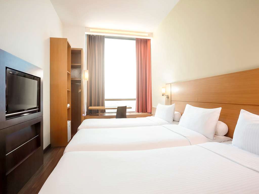 Ibis Gare Du Nord La Fayette Hotel Parijs